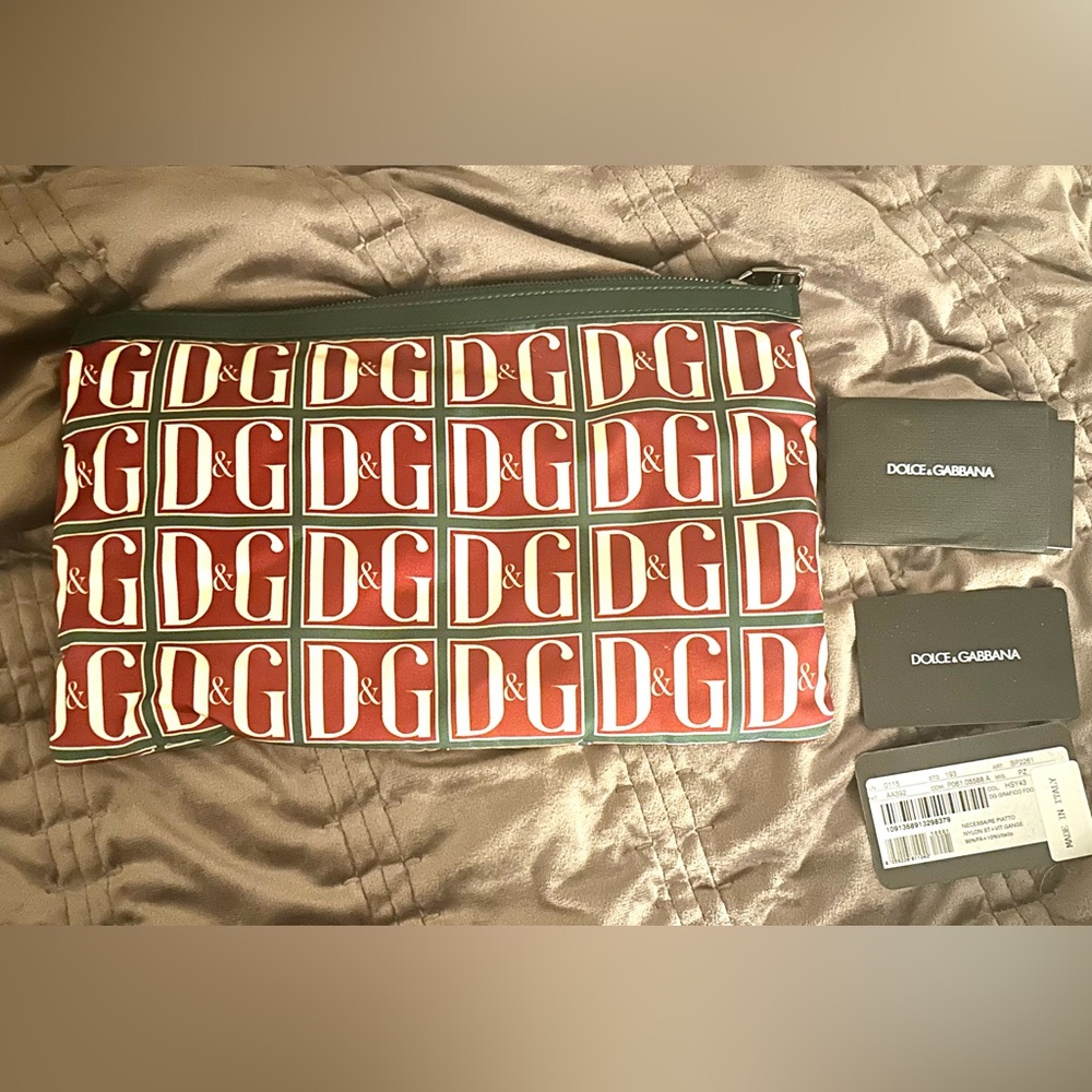 Dolce & Gabbana Red and green clutch  Bag NEW